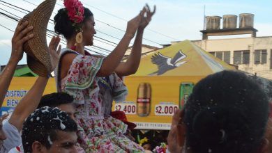 Para folclórica. Reina Internacional