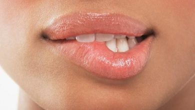 Quilofagia, el hábito que arruina tus labios