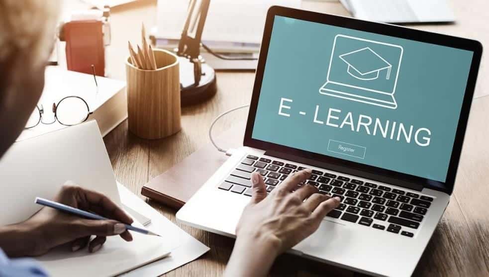 24 cursos online gratis y en español de 5 de las mejores universidades del mundo