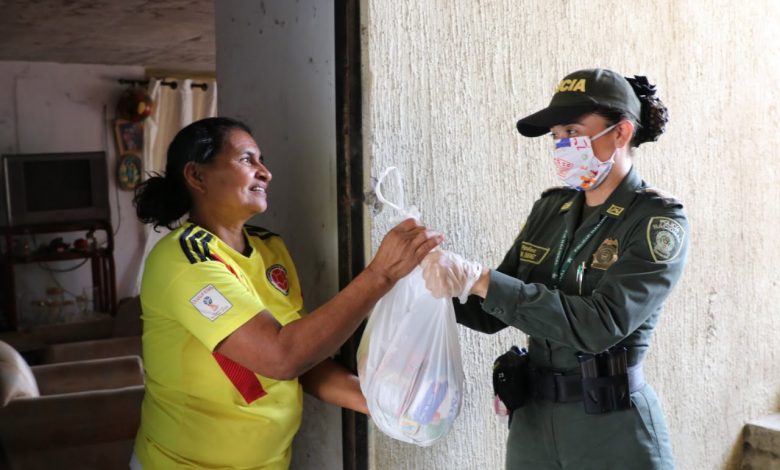 Alcaldía de Montería inició entrega de ayudas a familias vulnerables
