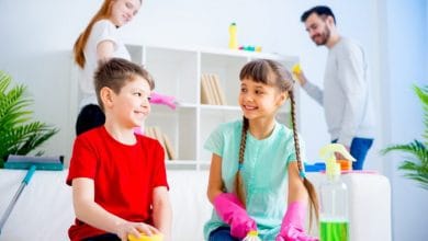 Niños deben ayudar en casa antes de los 8 años