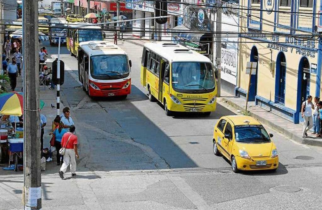 Precauciones al usar transporte público para evitar contagio por Covid19