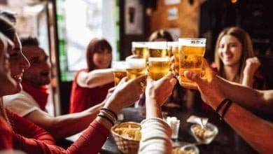 Este alcalde dijo que abriría bares y discotecas el 1 de junio