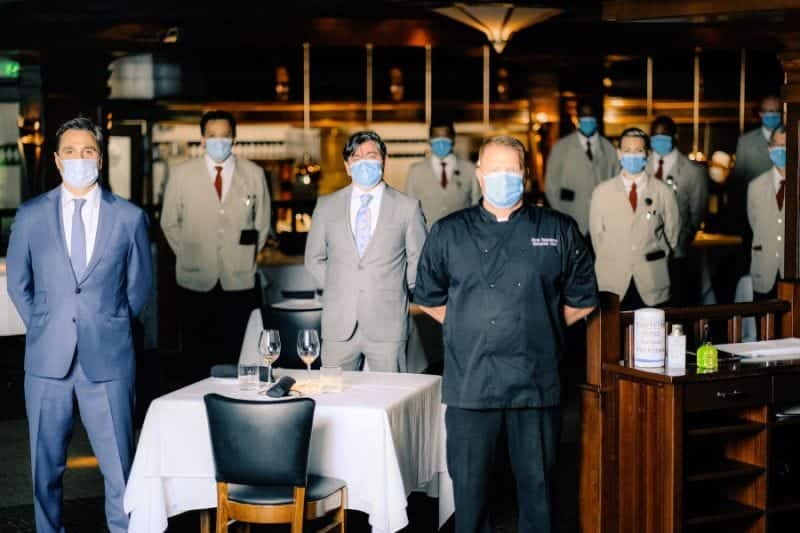 Estas son las condiciones para que restaurantes e iglesias puedan abrir