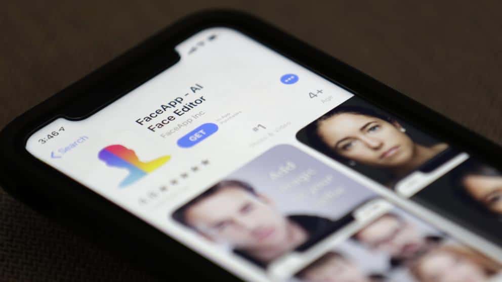 Los riesgos que no te dicen por descargar y usar FaceApp