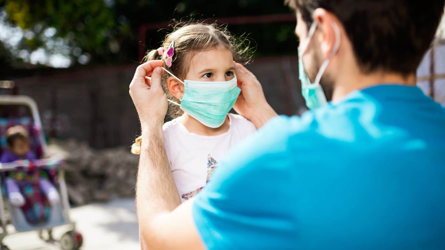 OMS señala qué mascarilla debe usar cada niño según su edad