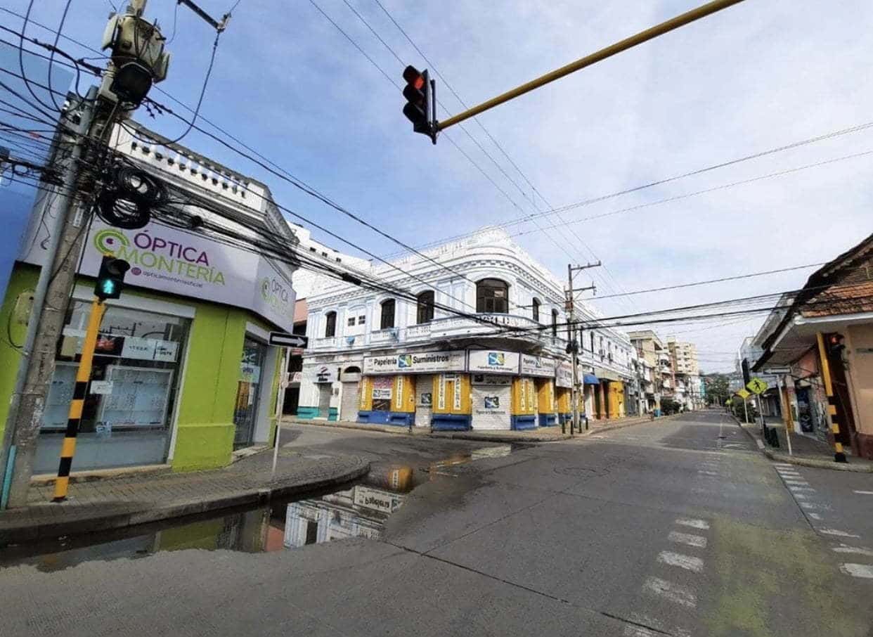 Toque de queda continúo en Montería