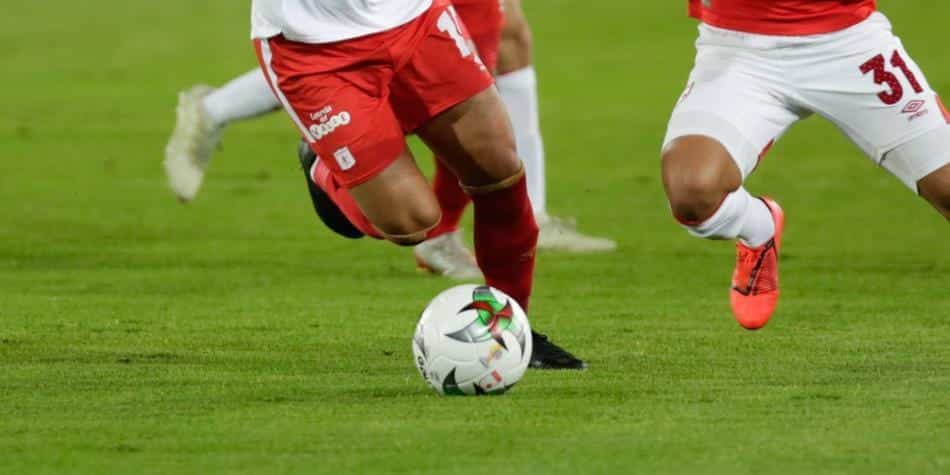Regresan las competencias de fútbol colombiano