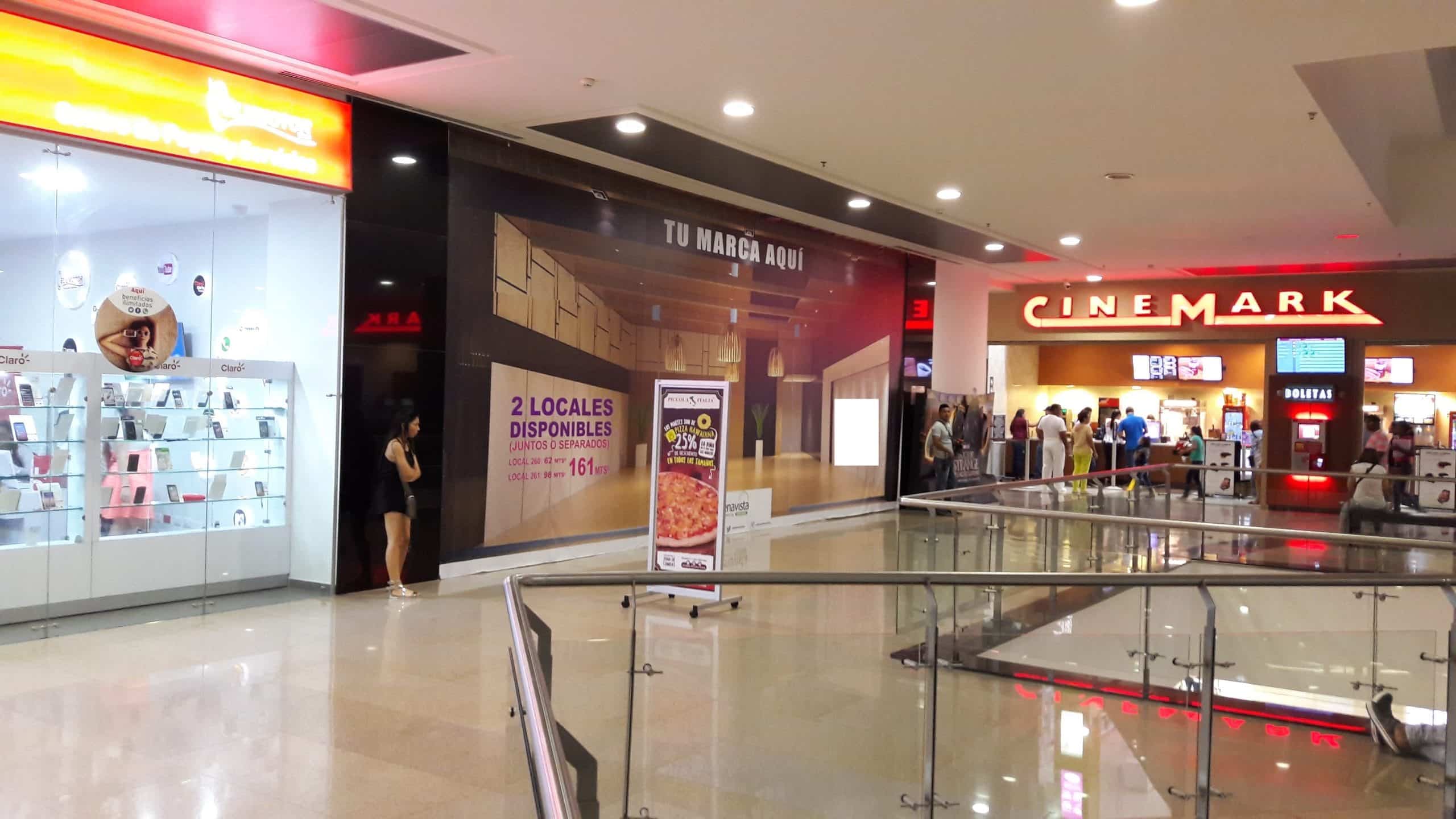 Cartelera de cine en Montería