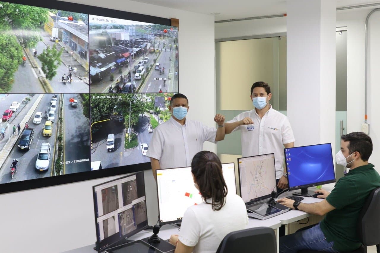 Entregan Central Semafórica y las intersecciones semafóricas renovadas