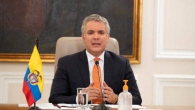 Colombia suspende vuelos desde y hacia Reino Unido: excepciones