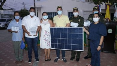 Entregan alarmas en Montería que se alimentan de energía solar