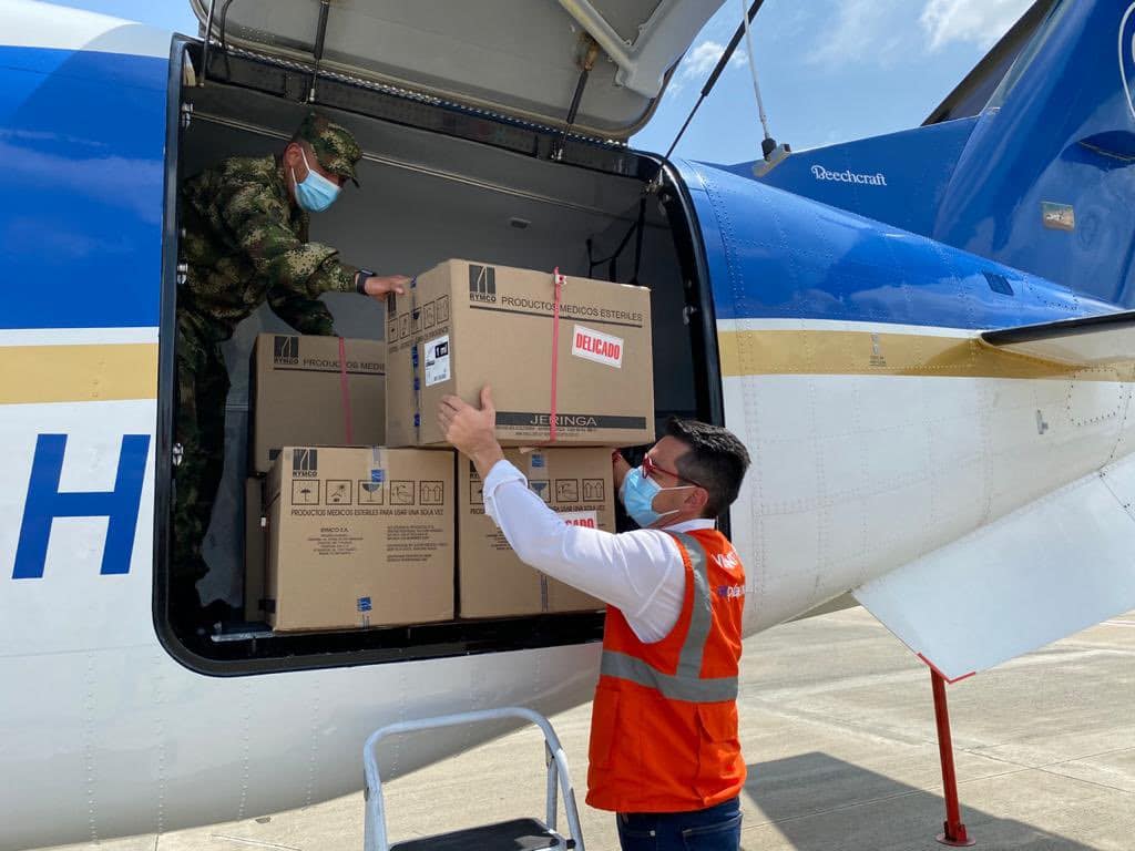 Alcalde Carlos Ordosgoitia recibe el primer lote de vacunas contra Covid