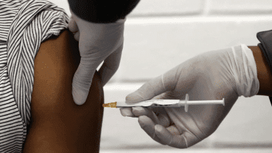 MinSalud prepara vacunación de docentes y personal de colegios