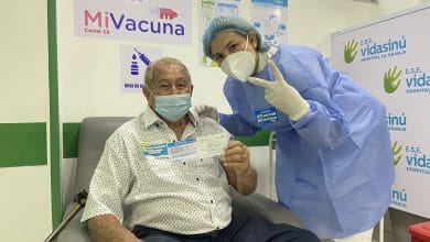 Pico y Cédula para vacunación a mayores de 80 años en Montería