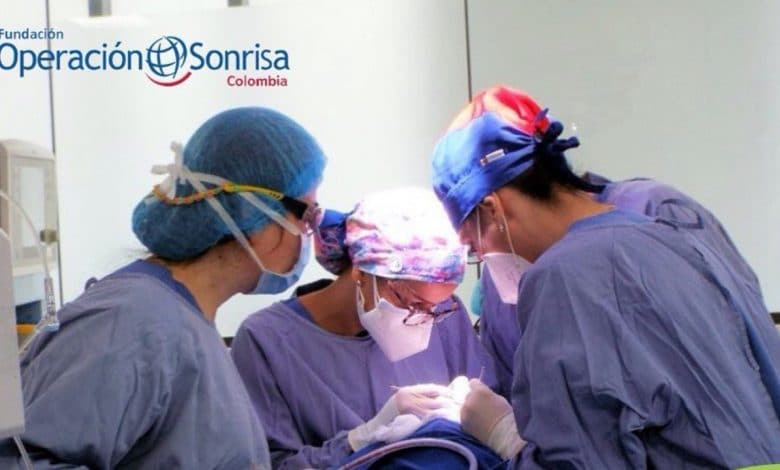 La Operación Sonrisa llegó a Montería este miércoles, 8 de septiembre. El objetivo es iniciar la jornada anual de atención a niños con paladar hendido, quienes recibirán una intervención quirúrgica gratuita.