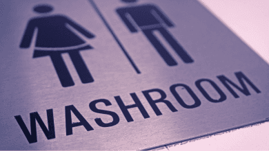 baño centro comercial alamedas joven acoso