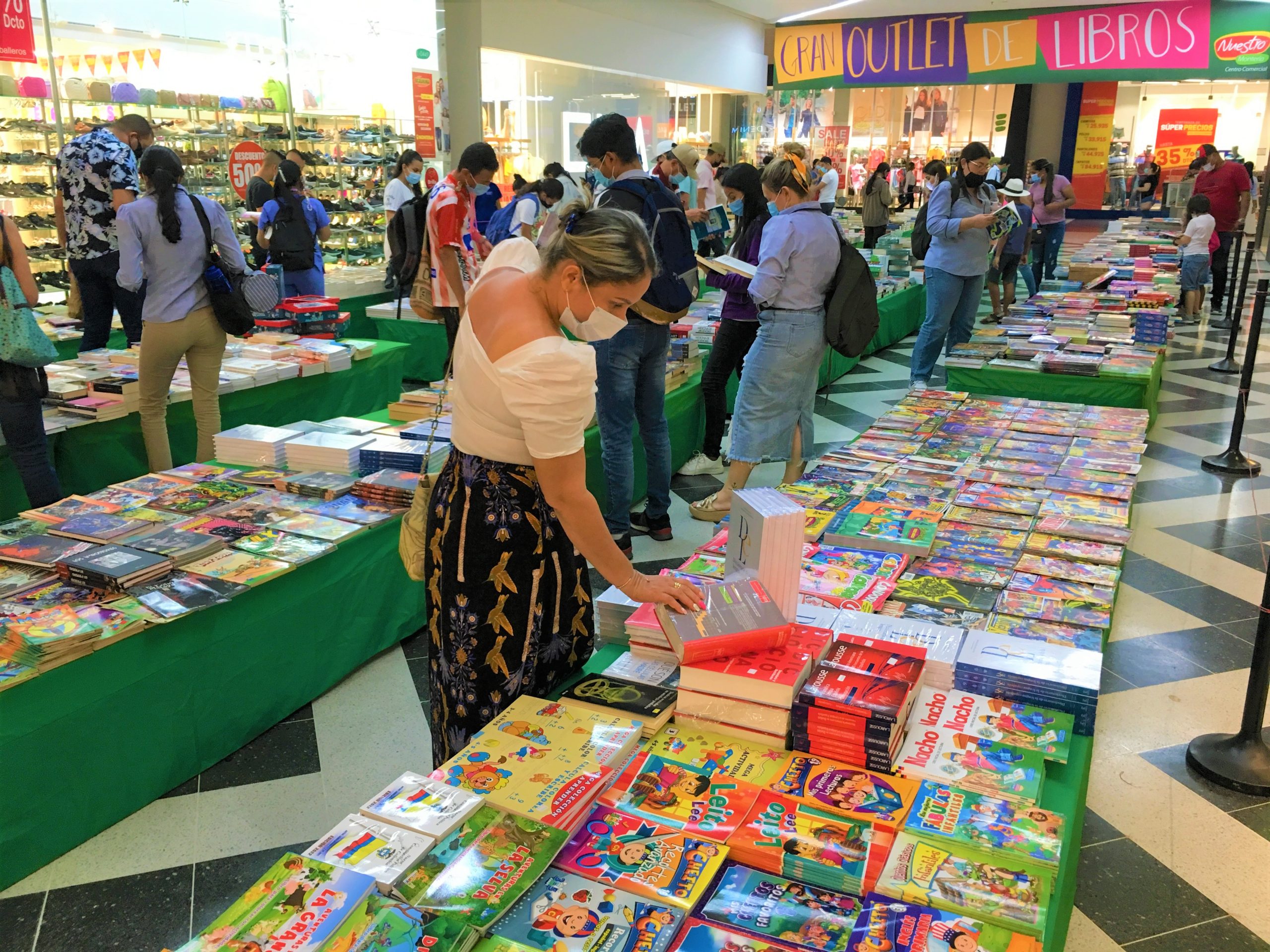 Gran Outlet de Libros