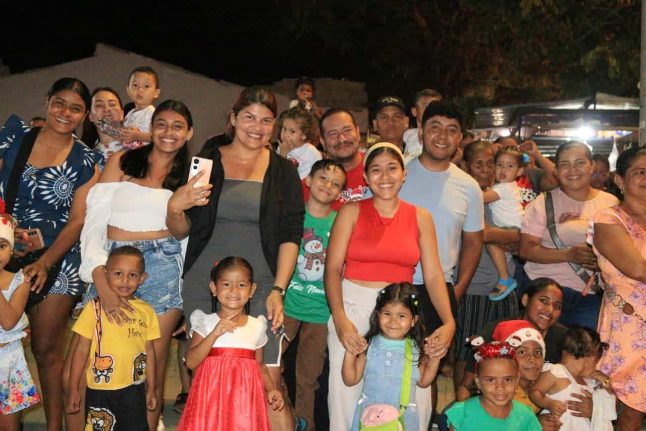 desfile ‘Una Navidad para Recordar’ inundó de alegría las calles de Montería-