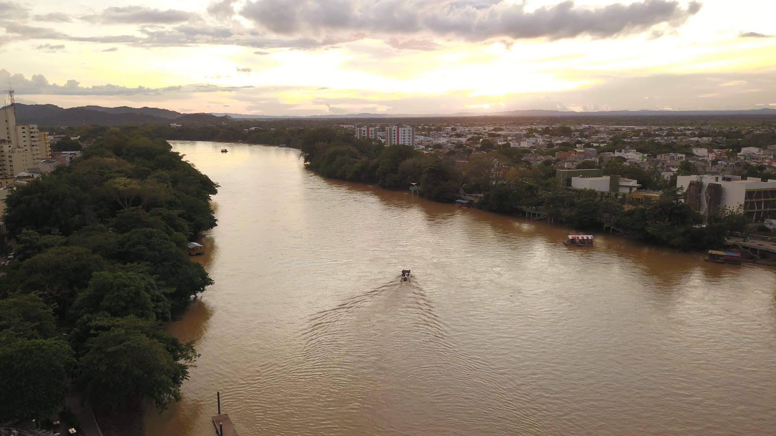 Alcaldía de Montería suspende navegación por el río Sinú ante aumento del caudal.
